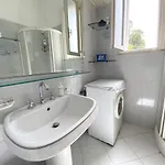 A Вилла *